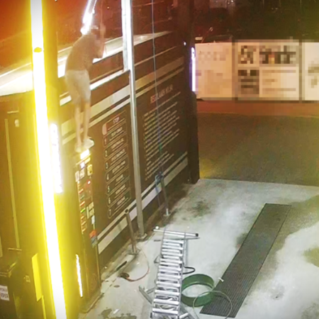 Pijany 21-latek zdemolował myjnię. Policjanci znaleźli go... leżącego w toalecie