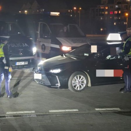 Czy pasażerowie w Ostrołęce mogą czuć się bezpiecznie? Taksówkarze pod lupą służb [ZDJĘCIA]