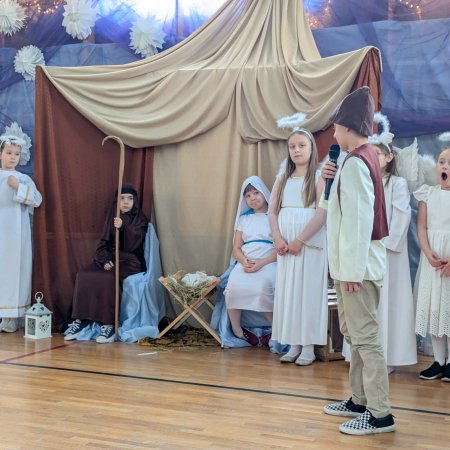 Wzruszające jasełka i spotkanie pokoleń w Czerwinie [WIDEO, ZDJĘCIA]