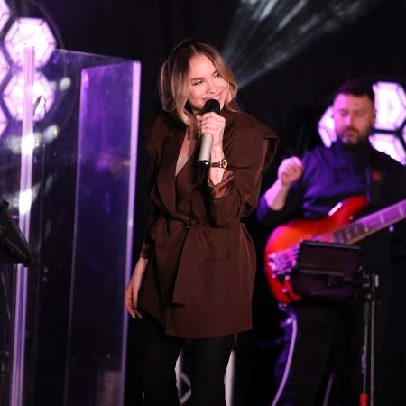 „Kobiety polskiej estrady” w Olszewie-Borkach. Muzyczny prezent dla pań [WIDEO, ZDJĘCIA]