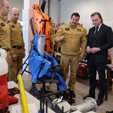 Straż pożarna z nowym sprzętem. "To inwestycja w bezpieczeństwo"