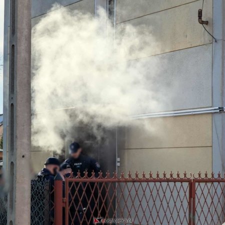 Kłęby dymu Starym Miastem. Mieszkańcy zamarli, prawda okazała się zaskakująca! [ZDJĘCIA]