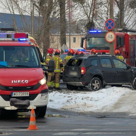 Są ranni w wypadku w Ostrołęce. Na miejscu wszystkie służby [ZDJĘCIA]