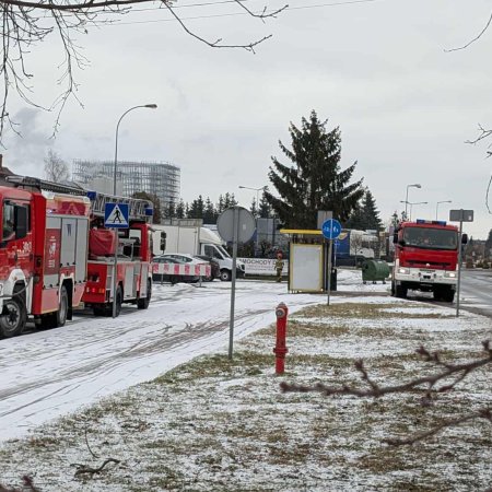 Właściciel był szybszy niż strażacy. Skuteczna akcja gaśnicza na 11 Listopada [ZDJĘCIA]