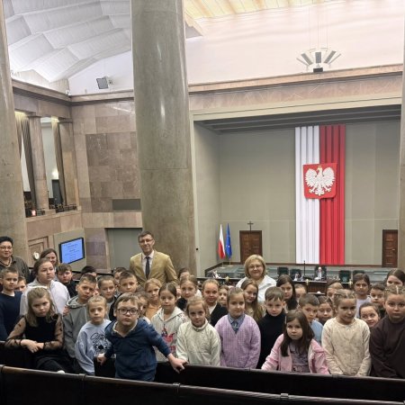 Poseł Grabowski w roli przewodnika po Sejmie. "Fajnie spędzony czas"