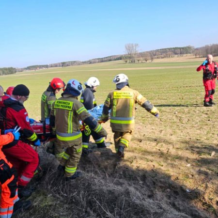 Wypadek przy pracach polowych. Interweniował śmigłowiec LPR [ZDJĘCIA]