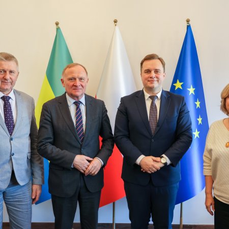 Wiceminister MSWiA z wizytą w Ostrołęce. O czym rozmawiał z prezydentem?