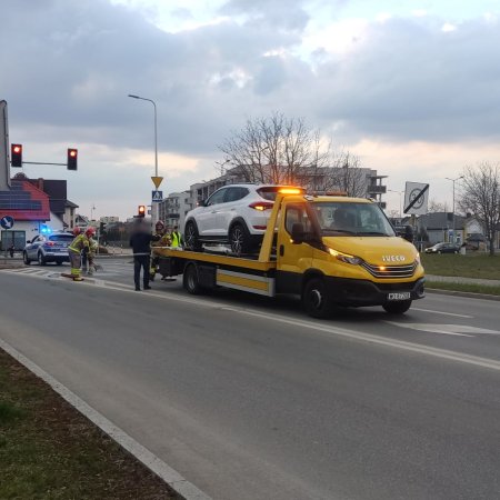 Akcja służb na Steyera i Sikorskiego. Wiemy co wywołało paraliż na skrzyżowaniu [ZDJĘCIA]