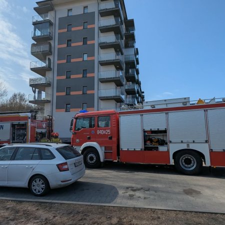 O krok od wielkiej ewakuacji. Co wydarzyło się w podziemnym garażu przy Gołasia? [ZDJĘCIA]
