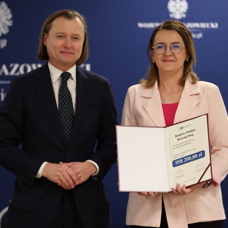 Nowe drogi w regionie. Wojewoda i wójt Kadzidła przypieczętowali współpracę