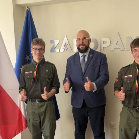 Niezwykła przygoda harcerzy z Ostrołęki. Naprawdę dotarli tam na "stopa"