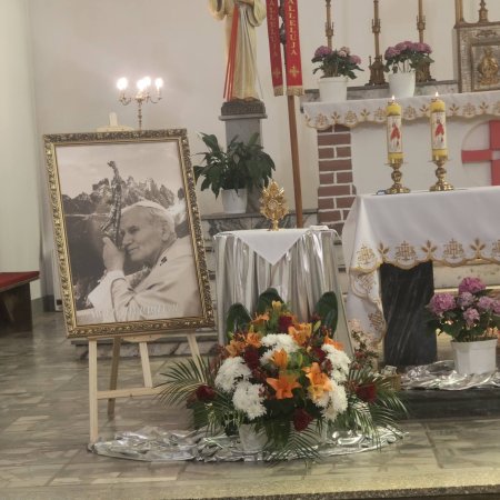 Relikwie św. Jana Pawła II w parafii w Kleczkowie [ZDJĘCIA]