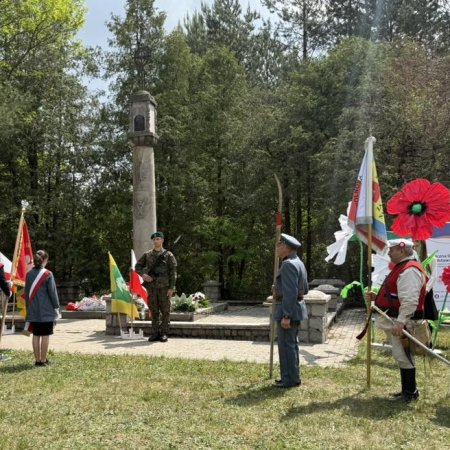 „Pamiętamy o poległych powstańcach". Ta bitwa nie została zapomniana [ZDJĘCIA]