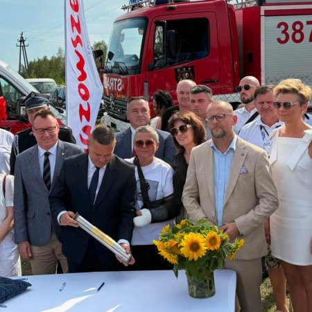 Poseł Popielarz na nietypowym festiwalu. "Pierogi z Pieroga to prawdziwe dzieło sztuki" [ZDJĘCIA]