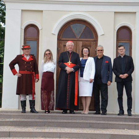 Kardynał Müller w gminie Kadzidło. Co sprowadziło go na Kurpie? [ZDJĘCIA] 