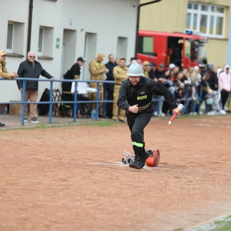 Strażacy ochotnicy rywalizowali w Myszyńcu. Za nami emocjonujące zawody sportowo-pożarnicze [WIDEO, ZDJĘCIA]