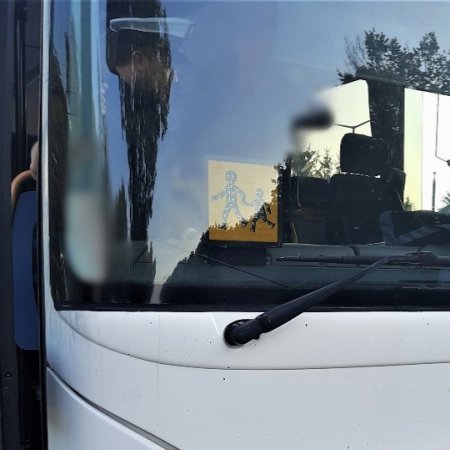 76-letni kierowca autobusu szkolnego bez uprawnień. Akcja inspektorów ITD z Ostrołęki