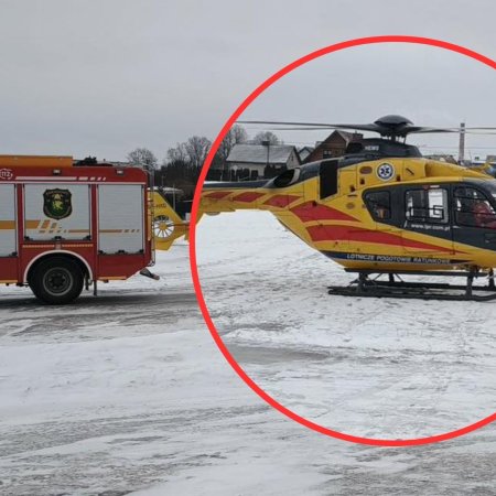 „Ratownik 8” w akcji. Śmigłowiec LPR i strażacy ratowali mężczyznę w Baranowie [ZDJĘCIA]