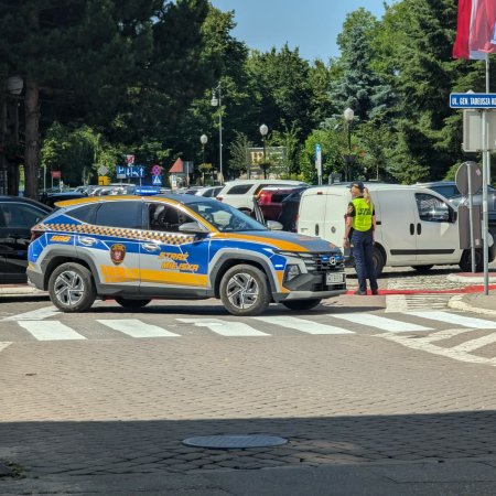 Ostrołęka: alarmy w urzędach. Mieszkańcy muszą liczyć się z utrudnieniami [WIDEO, ZDJĘCIA]