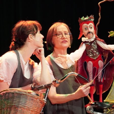 Spektakl "O Słodkiej Królewnie i Pięknym Księciu" w OCK [ZDJĘCIA, WIDEO]