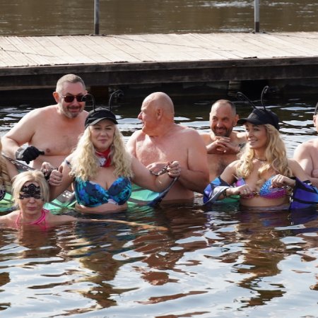 Ostrołęckie morsy pożegnały sezon [ZDJĘCIA, WIDEO]