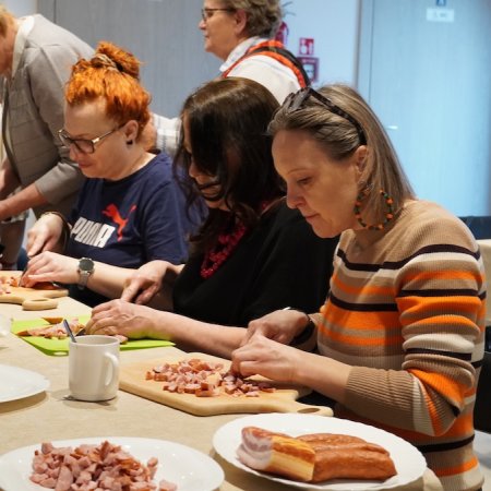 Kurpiowski rejbak zapachniał w muzeum. Za nami kolejna „Niedziela w Muzeum” [ZDJĘCIA, WIDEO]