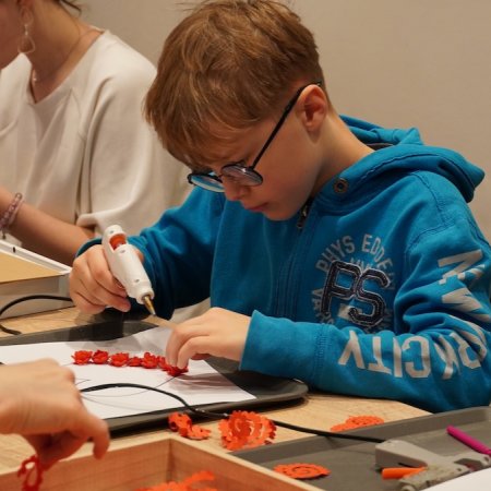 "Walentynkowa ozdoba"- warsztaty twórcze w Muzeum Kultury Kurpiowskiej [ZDJĘCIA, WIDEO]