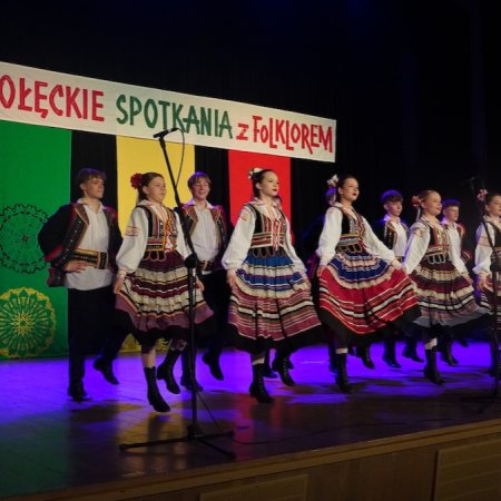 Ostrołęckie Spotkania z Folklorem. Drugi dzień imprezy i kurpiowskie smaki w OCK [ZDJĘCIA, WIDEO]