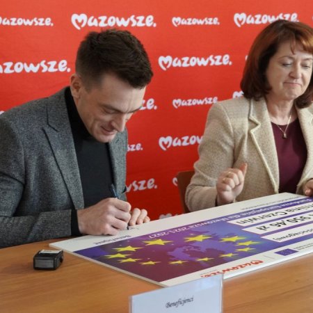 Unijny zastrzyk gotówki dla gminy Czerwin: Ponad 4 mln zł na zdrowie i infrastrukturę! [WIDEO, ZDJĘCIA]