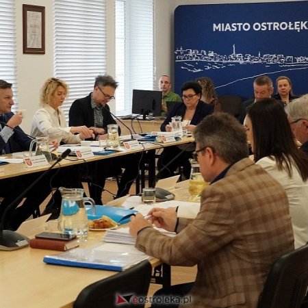 Jest decyzja rady miasta Ostrołęki ws. nocnego zakazu sprzedaży alkoholu [ZDJĘCIA]