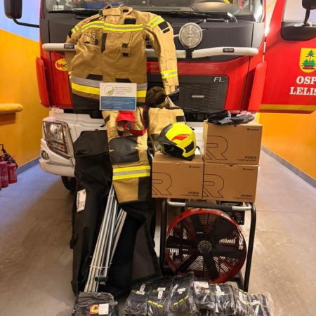 Nowy sprzęt dla OSP Lelis [ZDJĘCIA]