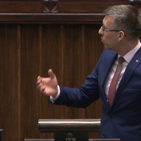 Grabowski w Sejmie o kolei. "Ja się pytam: to jest kpina? Panie Ministrze, to jest rozwój?". WIDEO