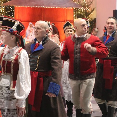 To piękna tradycja! Niezwykłe zakończenie Orszaku Trzech Króli 2026 [WIDEO, ZDJĘCIA]