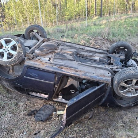 Poważny wypadek na S8. Dachował golf z obywatelami Kolumbii