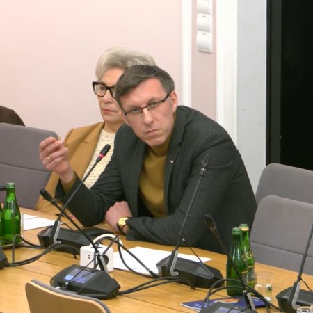 Bon senioralny. Poseł Grabowski: Czy zdążycie państwo do końca kadencji? [WIDEO]