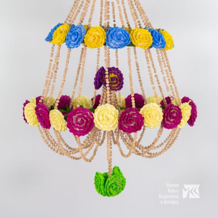 Magia zawieszona pod sufitem – niezwykły projekt Muzeum Kultury Kurpiowskiej