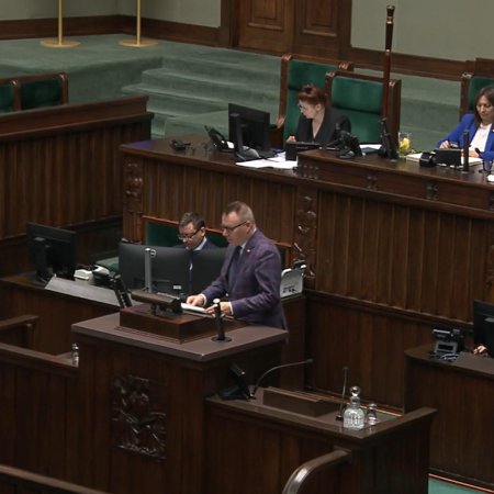 Łatwiejsze przyłączenie do sieci energetycznej? Popielarz: "To dobry projekt" [WIDEO]