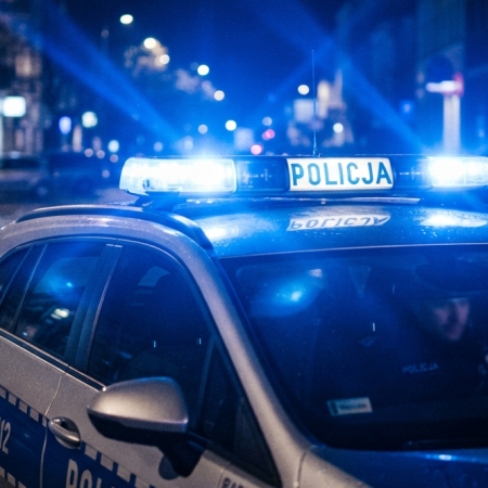 Bohaterski czyn policjanta z Ostrołęki. Po służbie uratował życie nieprzytomnej kobiety
