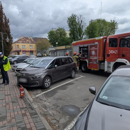 Groźne zgłoszenie z ulicy Kopernika. Finał akcji zaskoczył wszystkich [ZDJĘCIA]