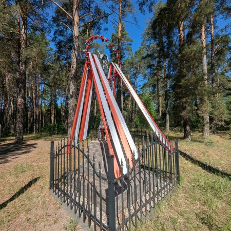 Krzyże przy kurpiowskich drogach. Znak wiary, który wrósł w krajobraz regionu [WIDEO, ZDJĘCIA]
