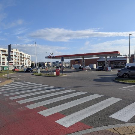 Niższe ceny paliw - od kiedy? Wiemy, ile zapłacimy za litr benzyny i diesla