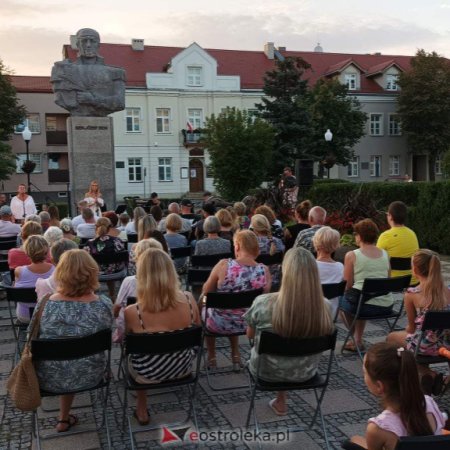 Kolejny „Art-Czwartek” przed nami. Na scenie mieszanka folku i rocka