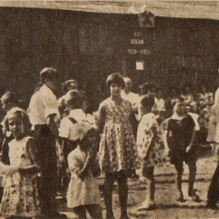 Bawiła się cała wieś! Jak przed laty świętowano jubileusz OSP w Dzbeninie