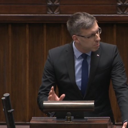 Poseł Grabowski pytał o reparacje. Tuskowi wypomniał spotkanie z Putinem [WIDEO]