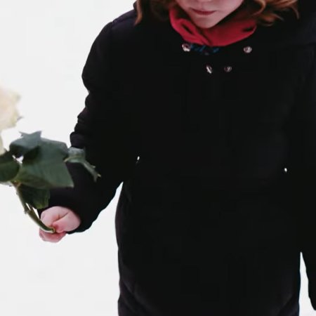 "Pąki Białych Róż". Czterech raperów-żołnierzy i 6-letnia wokalistka w hołdzie dla wartości patriotycznych [WIDEO]