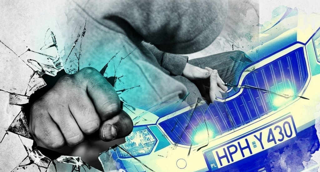 Brutalny napad na 84-latkę. Wpadli do jej domu, gdy pracowała w ogrodzie
