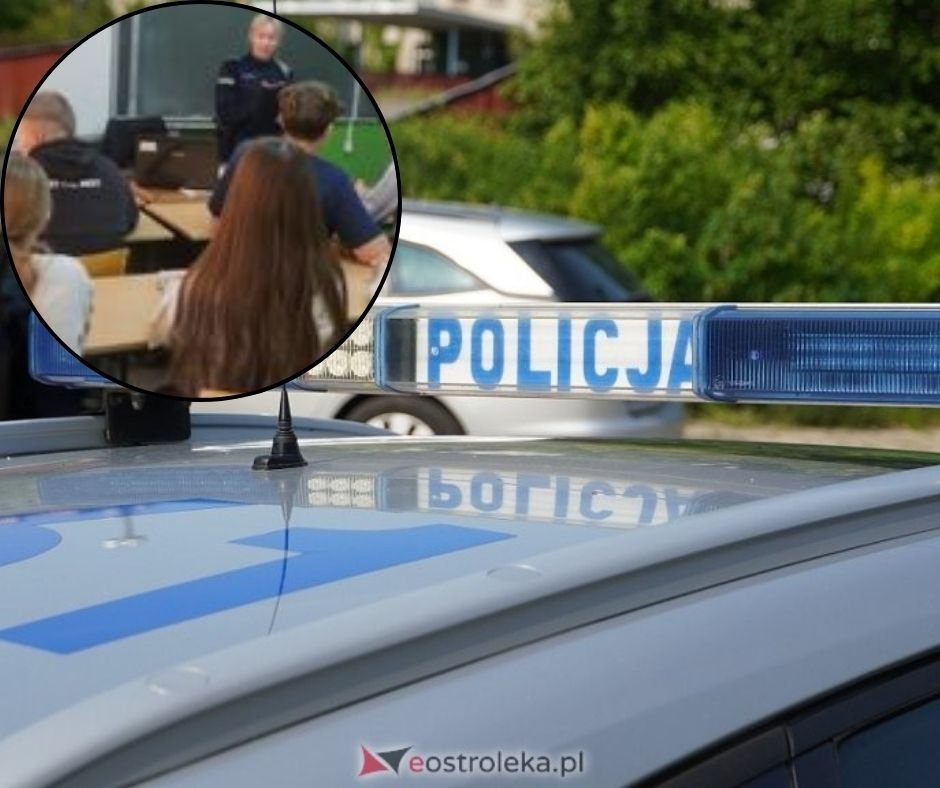 Funkcjonariusze KMP w Ostrołęce&nbsp;&nbsp;z wizytą w nowej klasie mundurowej