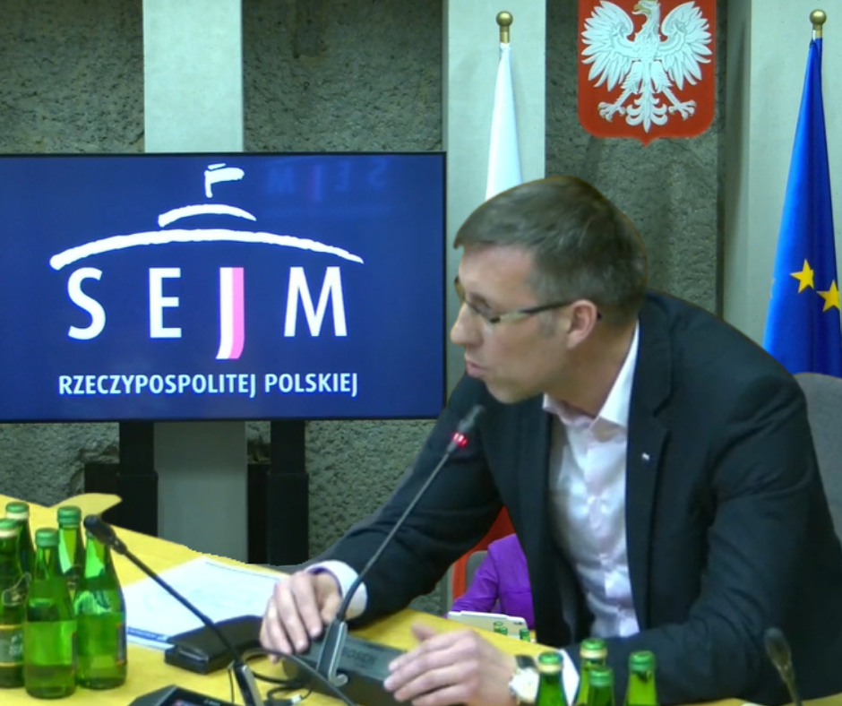 Dyskusja o kolei z Ostrołęki bez udziału rządu. "To przykre i haniebne" [WIDEO]