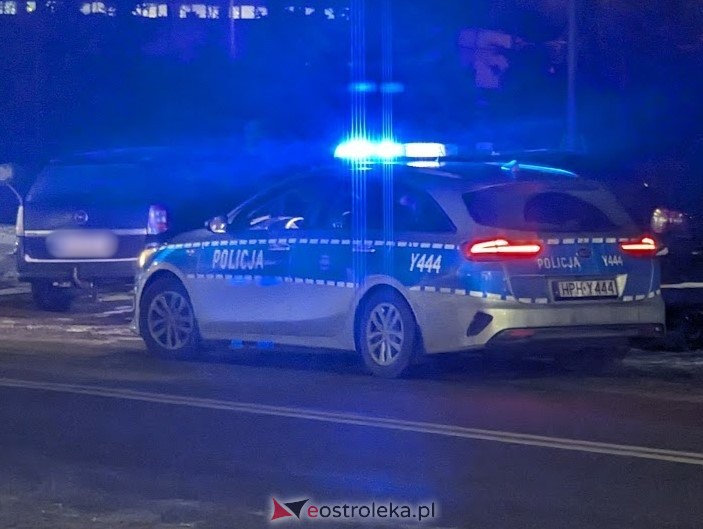 Drogowy hazard na lokalnych drogach. Jeden z kierowców stracił prawo jazdy, inny otrzymali mandaty