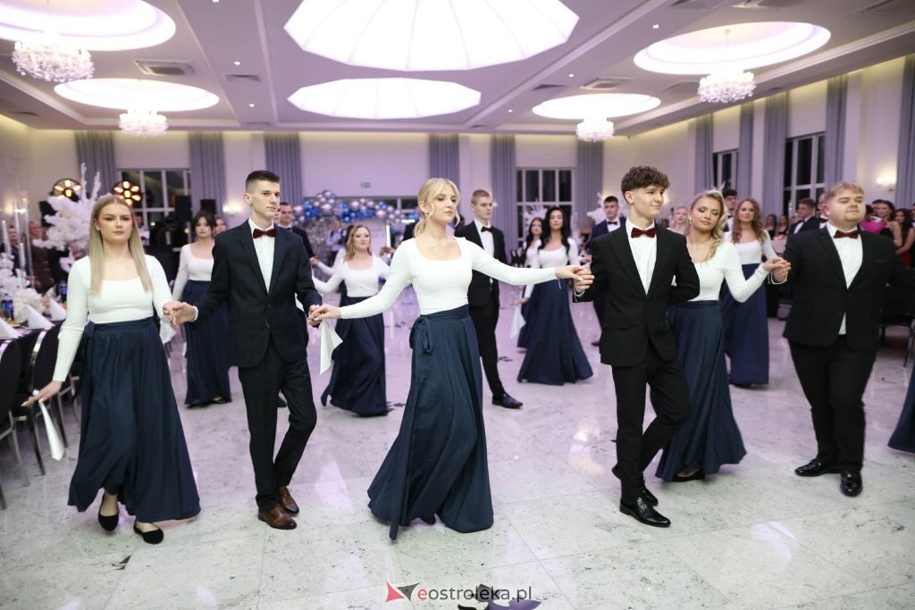 Studniówka 2026. Do matury odlicza ZSZ 2 Ostrołęka! [WIDEO, ZDJĘCIA]